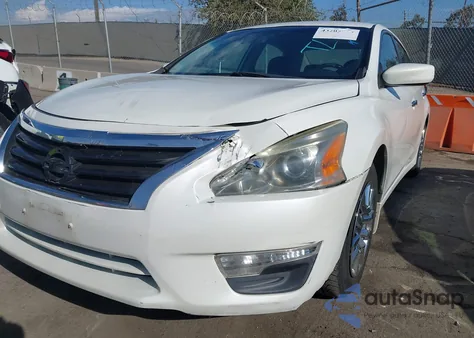 2014 Nissan Altima 2.5 S z USA, uszkodzony, nr VIN 1N4AL3APXEN335145